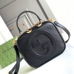 GUCCI BLONDIE TOP HANDLE BAG — Gucci handbag detail view 2