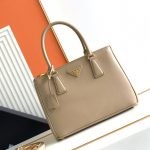 Medium Prada Galleria Saffiano leather bag — Prada handbag detail view 2
