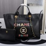 CHANEL LARGE DEAUVILLE TOTE - Image 2