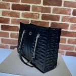 GG MARMONT MEDIUM TOTE BAG — Gucci handbag detail view 3