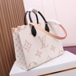 Louis Vuitton OnTheGo PM - Image 3
