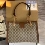 Padlock medium GG shoulder bag - Image 3