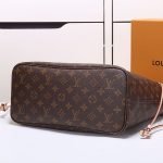 Louis Vuitton Neverfull MM Tote - Image 4