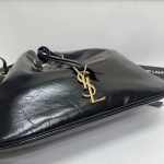 PARIS VII MEDIUM HOBO BAG IN CROCODILE-EMBOSSED PATENT LEATHER — Saint Laurent handbag detail view 4