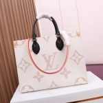 Louis Vuitton OnTheGo PM - Image 4