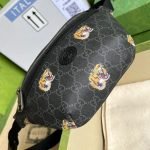 GG belt bag with tiger print — Gucci handbag detail view 4