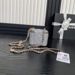 CHANEL Small Vanity with Chain(HIGH-END GRADE) - Image 4