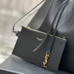 PARIS VII LARGE FLAT HOBO BAG IN SMOOTH LEATHER - Image 5