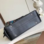Louis Vuitton x TM CarryAll Vibe MM — Louis Vuitton handbag detail view 5