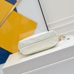 CHANEL 22 MINI HANDBAG - Image 5