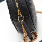 VINYLE ROUND CAMERA BAG IN CHEVRON-QUILTED GRAIN DE POUDRE EMBOSSED LEATHER — Saint Laurent handbag detail view 5