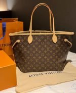 Louis Vuitton Neverfull MM - Image 6
