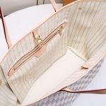 Louis Vuitton Neverfull MM Tote - Image 6