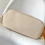 Louis Vuitton Neverfull MM - Image 6