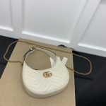 GG Marmont half-moon-shaped mini bag - Image 6