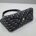 MEDIUM DIOR KEY BAG - Image 6