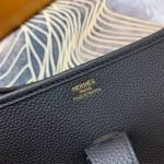 Hermes Evelyne 29 — Hermès handbag detail view 7