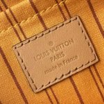 Louis Vuitton Neverfull MM - Image 7