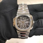 Patek Philippe NAUTILUS 5990/1A-001 - Image 3