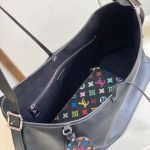 Louis Vuitton x TM CarryAll Vibe MM — Louis Vuitton handbag detail view 8