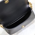 YSL VOLTAIRE TOP HANDLE in leather - Image 8