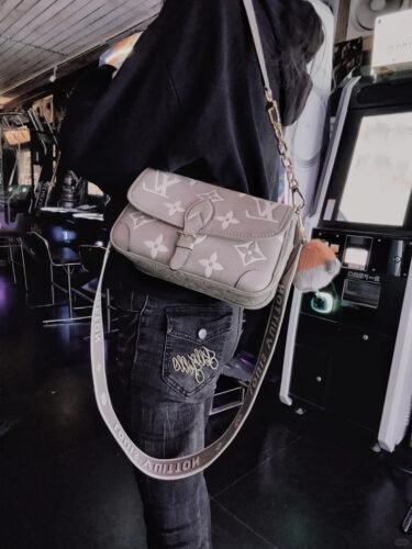 Louis Vuitton Diane photo review