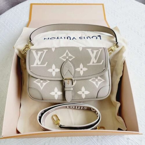 Louis Vuitton Diane photo review