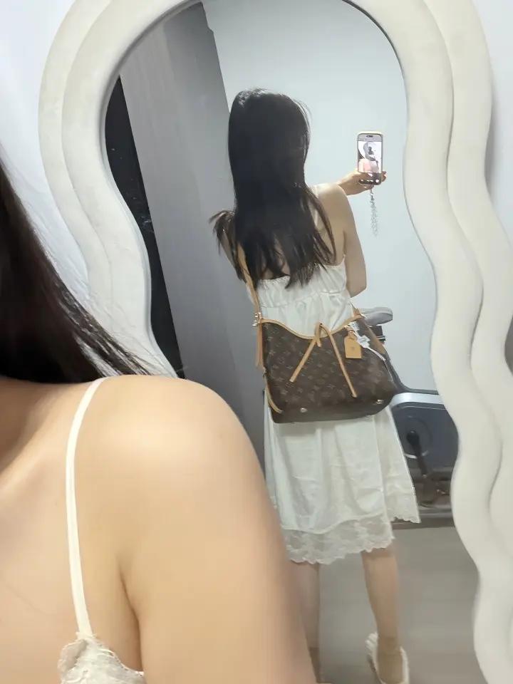 Customer review crossbody bag