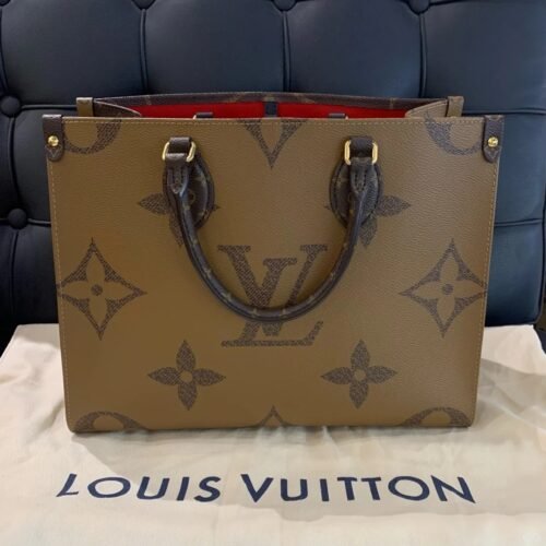 LV ONTHEGO MM photo review