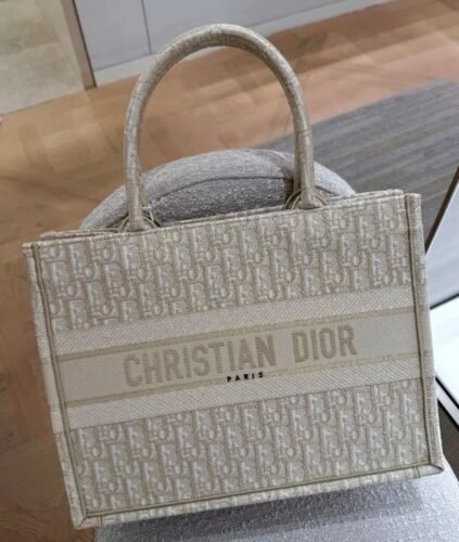 Medium Dior Book Tote photo review