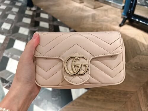 GG Marmont small shoulder bag photo review