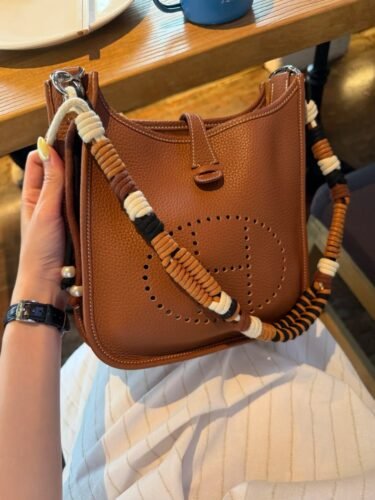 Hermes Evelyne 29 photo review